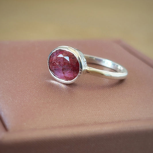 Anillo Raiz Rubí