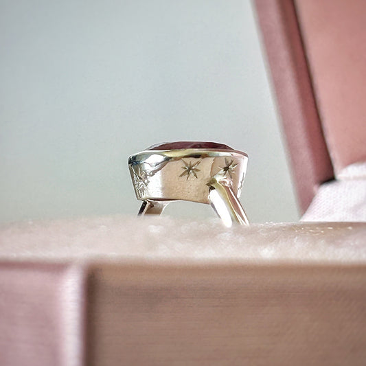 Anillo Raiz Rubí