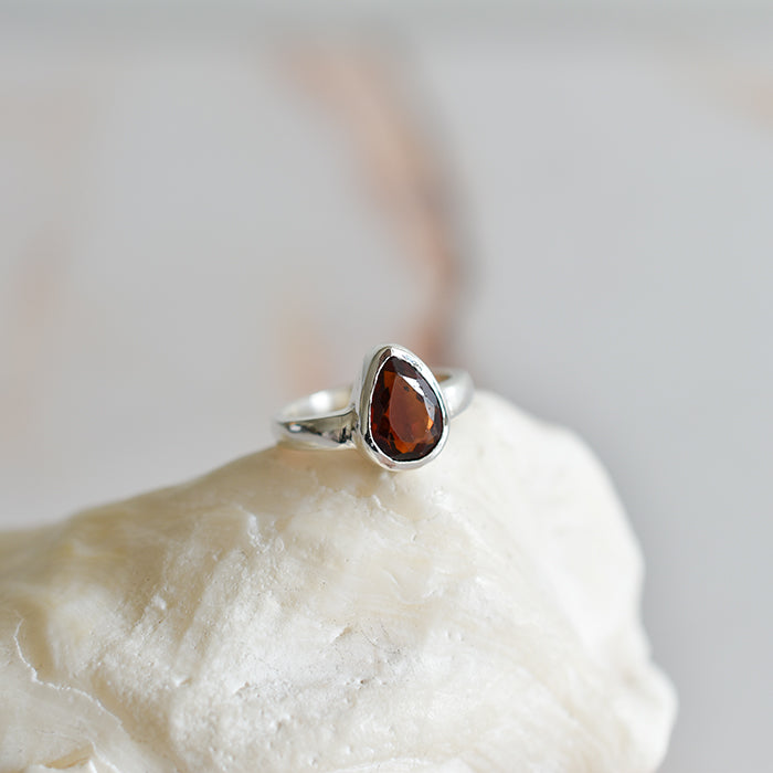 Anillo simple bisel