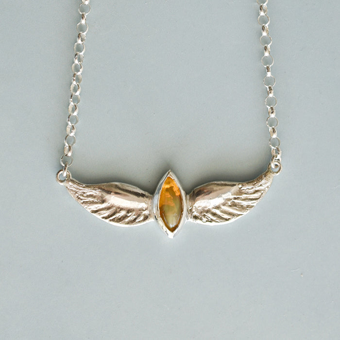Collar Alas
